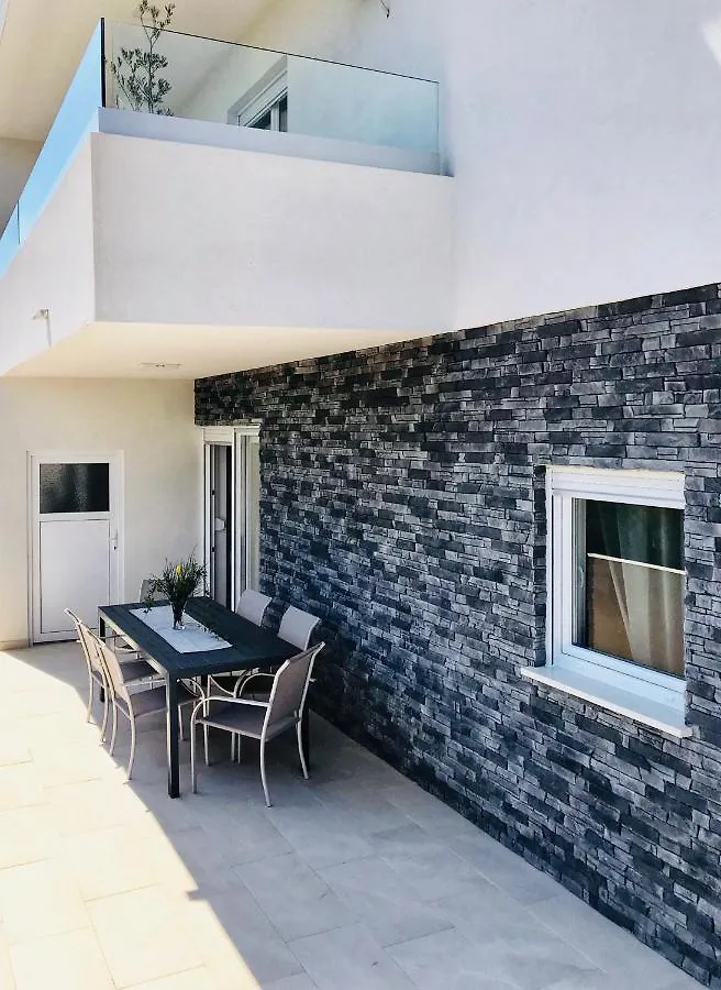 Villa White Jasmin Medulin Kroatien